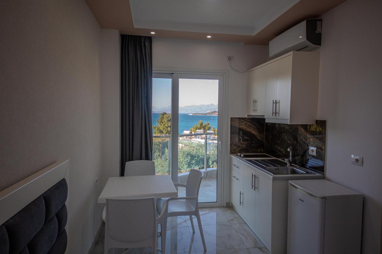 Hotel Landi Ksamil Bagian luar foto