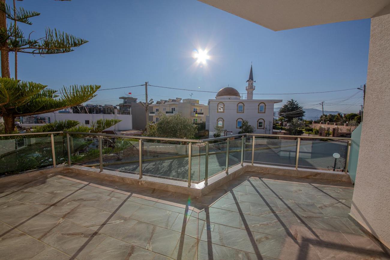 Hotel Landi Ksamil Bagian luar foto
