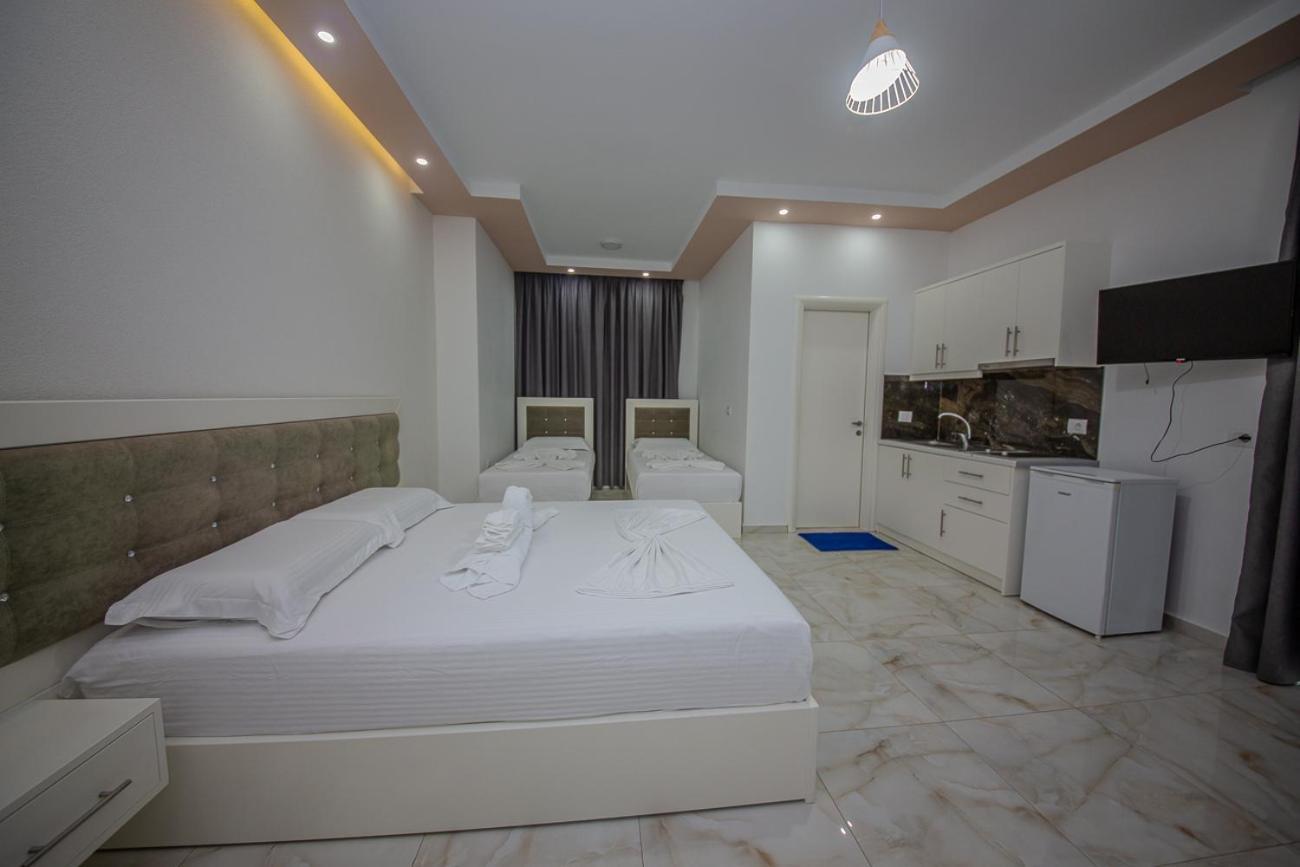 Hotel Landi Ksamil Bagian luar foto