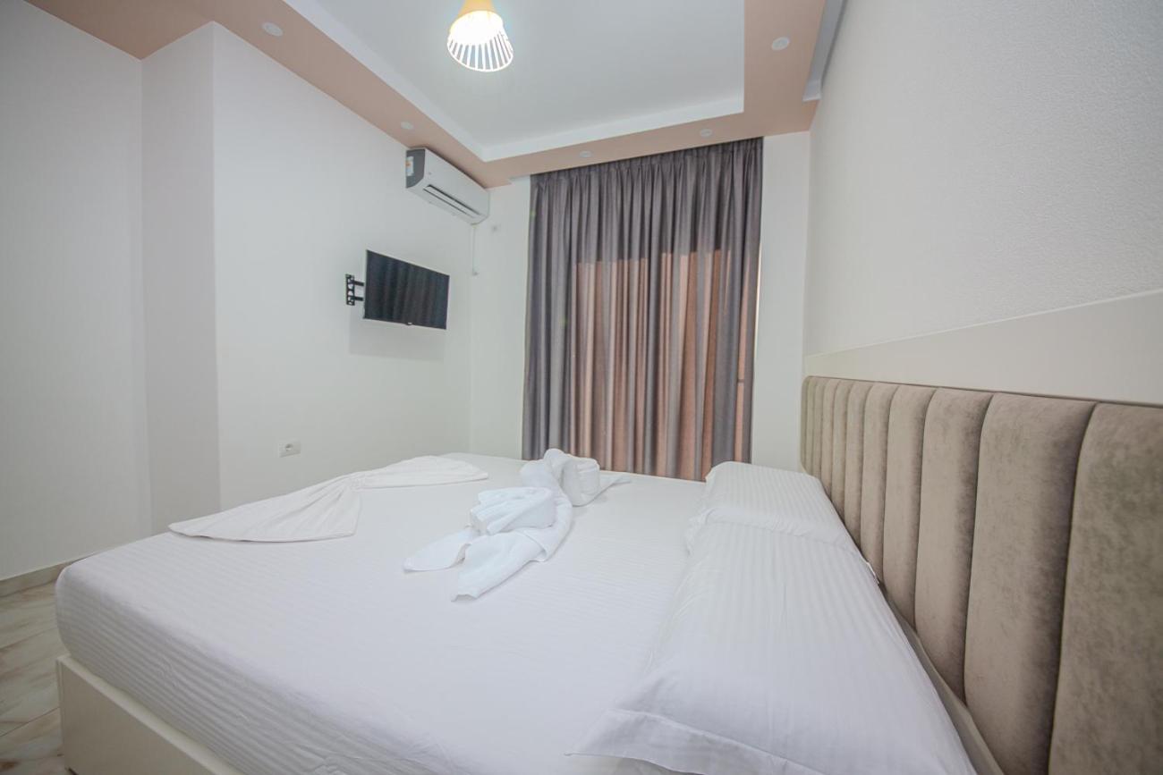 Hotel Landi Ksamil Bagian luar foto