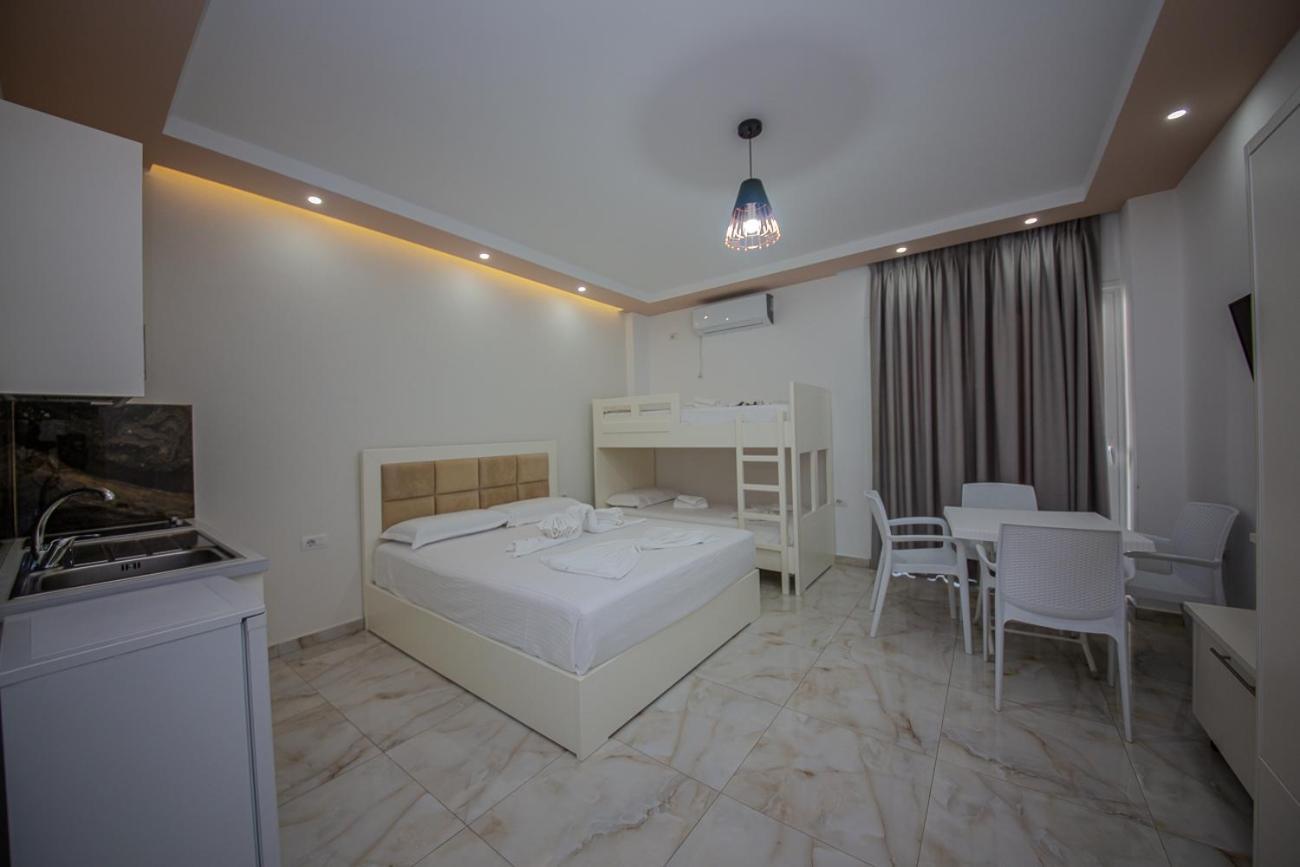 Hotel Landi Ksamil Bagian luar foto